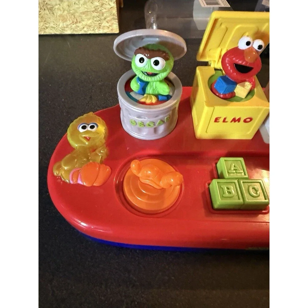Mattel Sesame Street Pop Up Pals toy 2002 Oscar Elmo Ernie Cookie Monster Tested